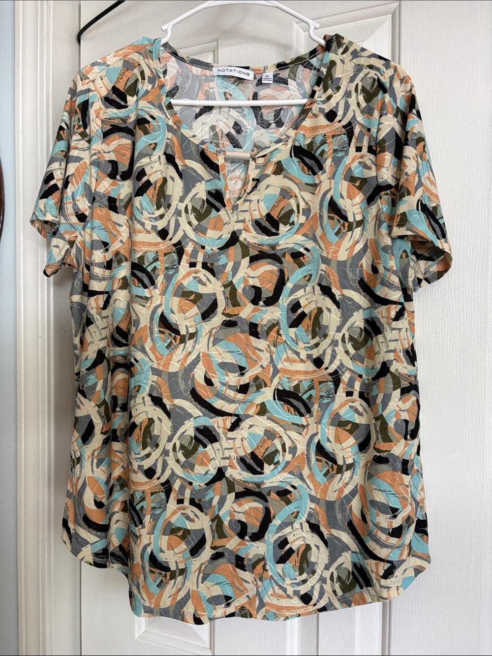 Notations Short Sleeve Top in Multi-Color Circle Print